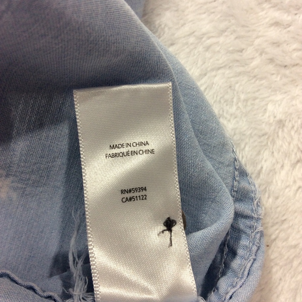 SLEEVELESS CHAMBRAY SHIRT - Picture 8 of 14